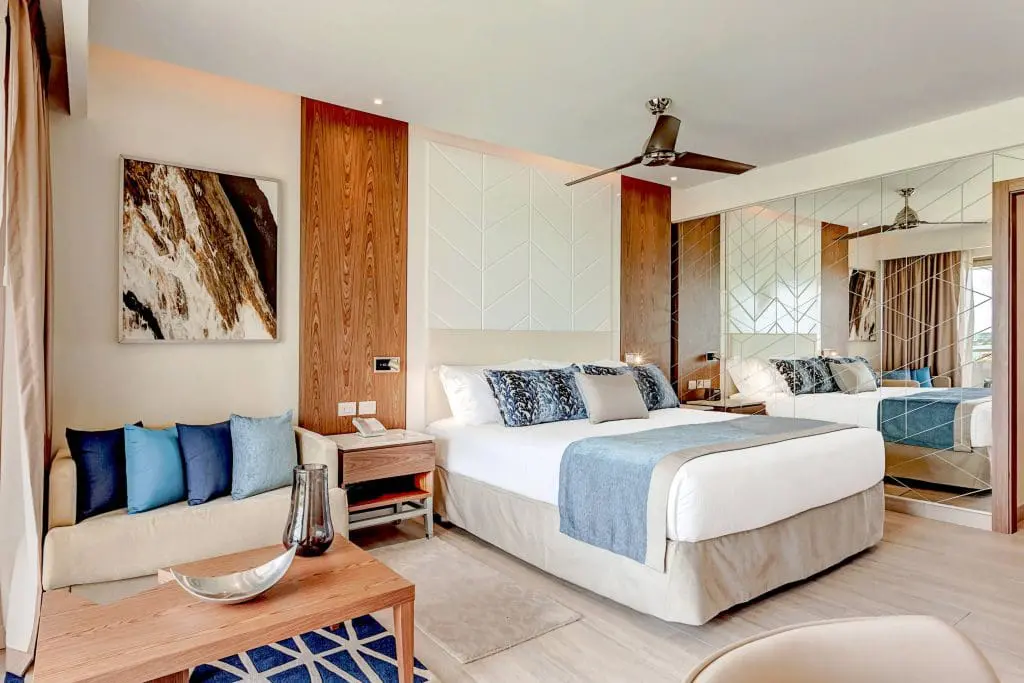 imgi_62_anuro-luxury-suite-2474-hor-clsc