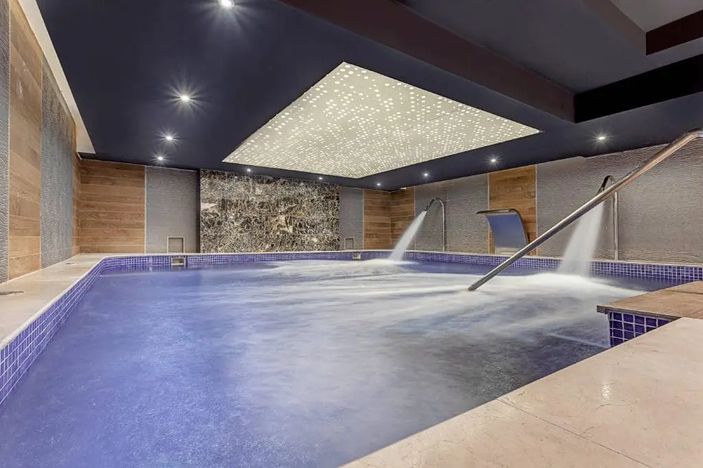 imgi_65_anuro-spa-7941-hor-clsc