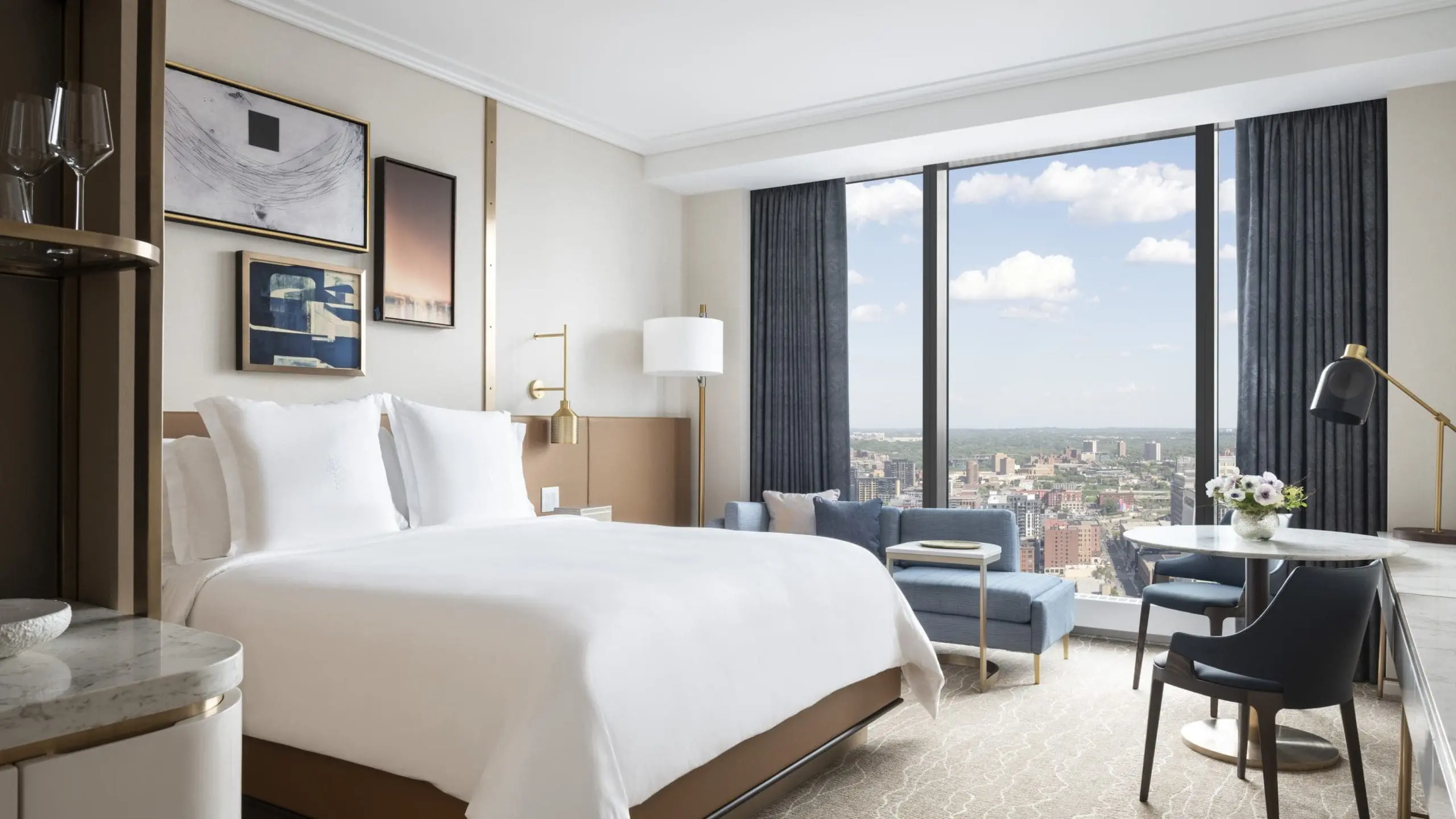 Four Seasons Hotel Minneapolis - DITC (1)