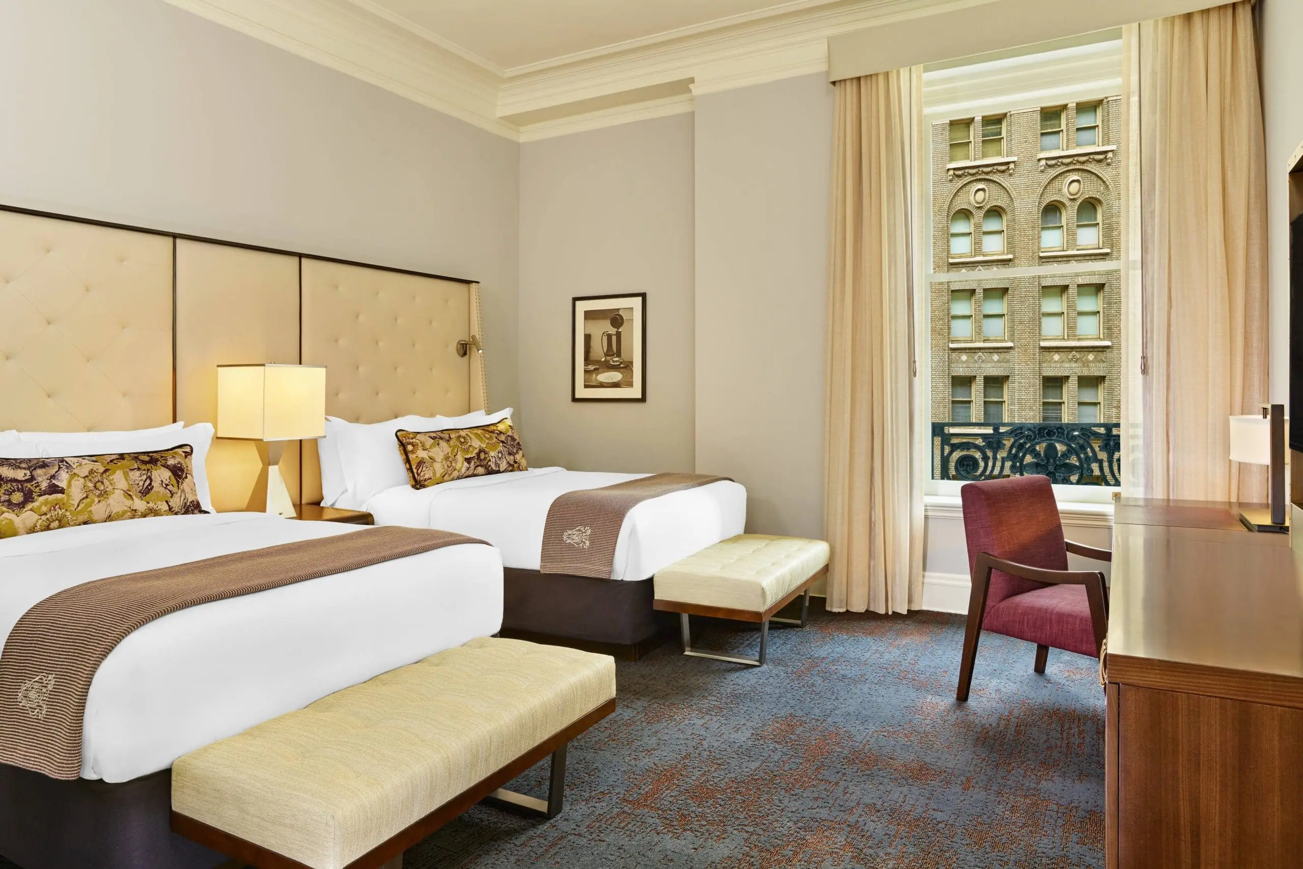 imgi_135_sfolc-guest-room-6432-hor-clsc