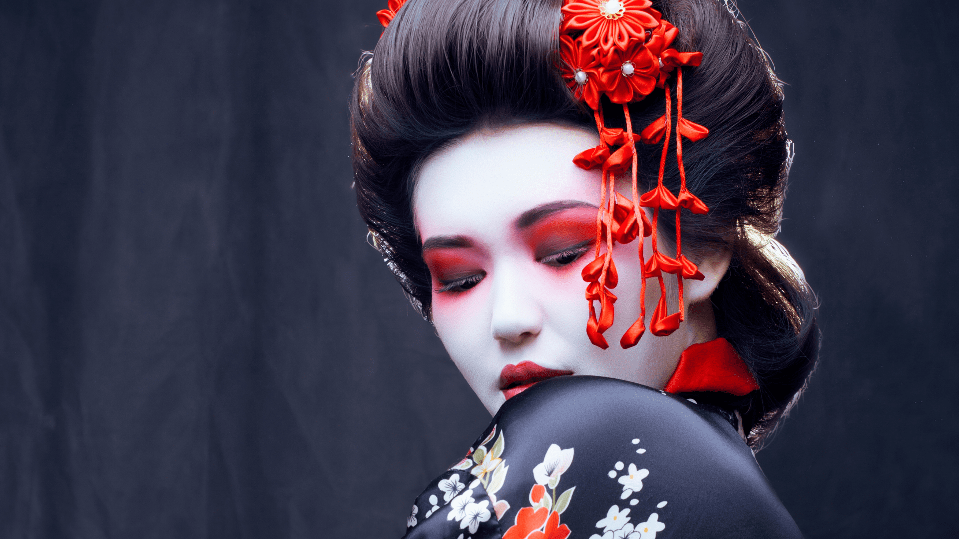 geisha woman