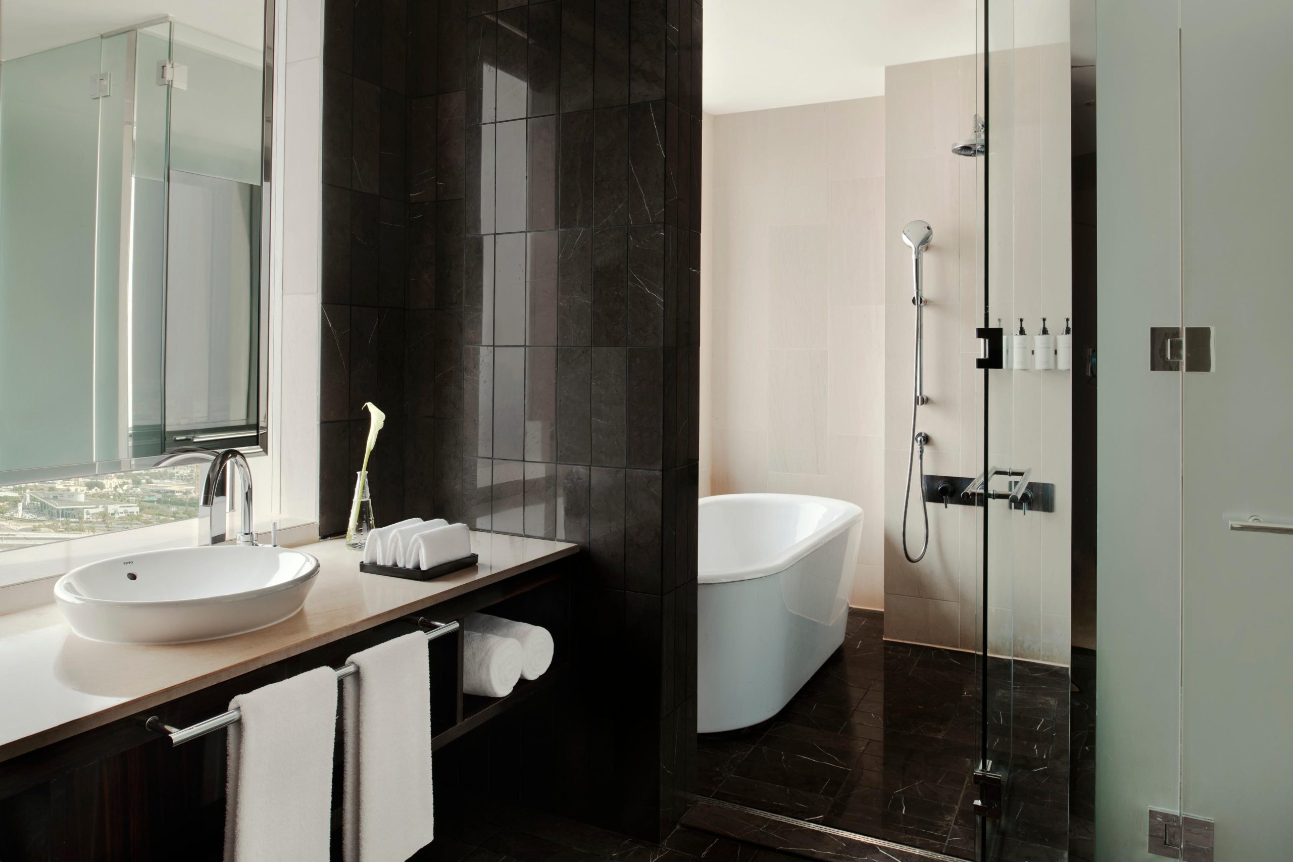 intercontinental-dubai-9097300296-3x2