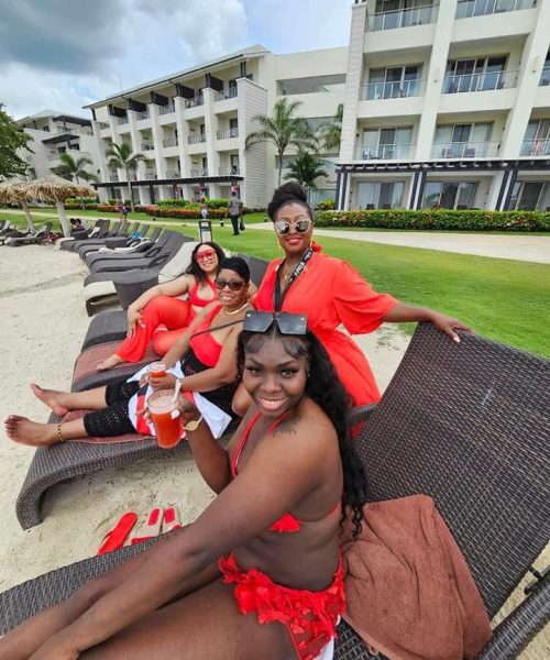 53882341463_cfd9d61f10_b